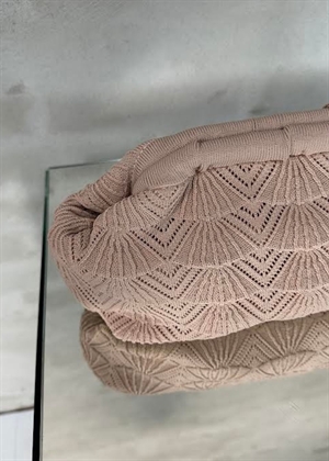 Shelly clutch Oyster Pink Pico 